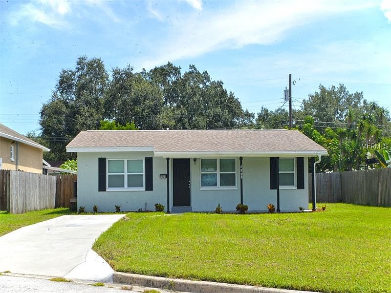 1st image of 6009 Pierce Dr NE