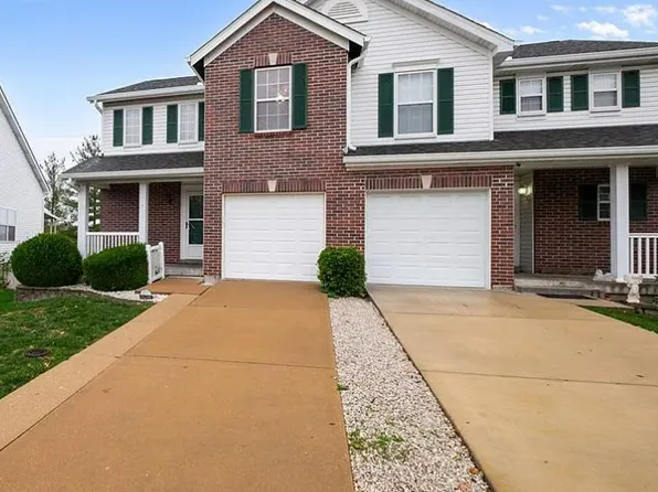 10349 Tiffany Village Circle Dr, Saint Louis, MO 63123
