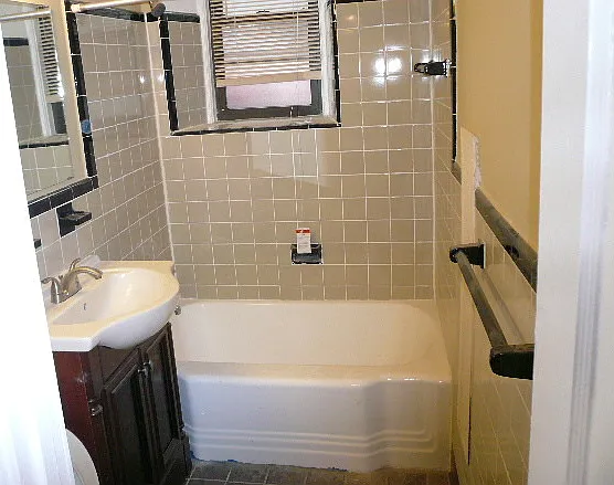1064 Beacon St #D — Photo 10