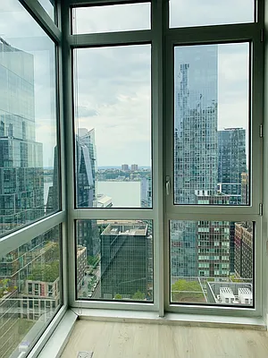 Rented by Algin Management | media 31