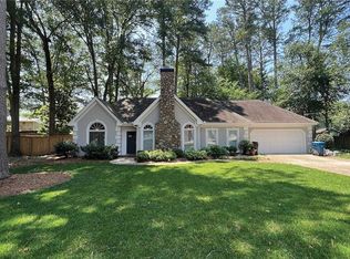 372 Lynne Cir, Alpharetta, GA 30009