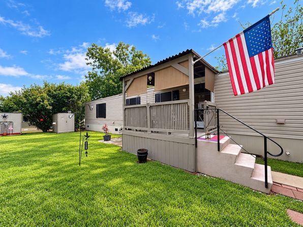 2601 Robinson Dr Trailer 42