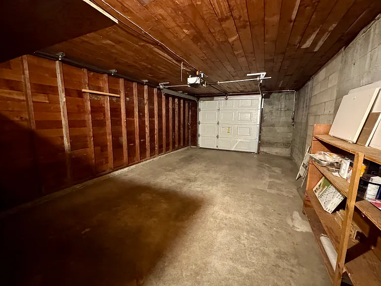 Private garage