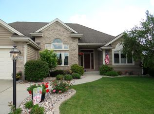 6431 Bald Eagle Rd, Racine, WI 53406