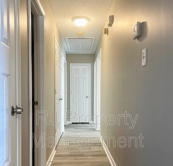 6600 Stockport Dr — Photo 13
