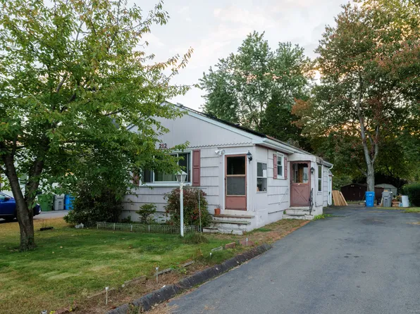 212 Lake Avenue, Bristol, CT 06010