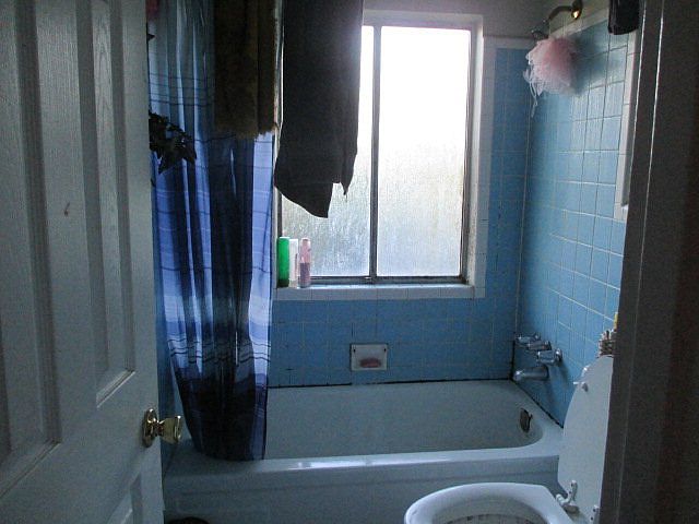 2nd image of 123 Lowery Ave