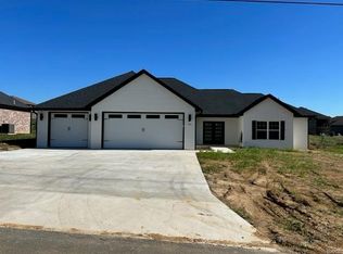 450 Harmony Ln, Jackson, MO 63755