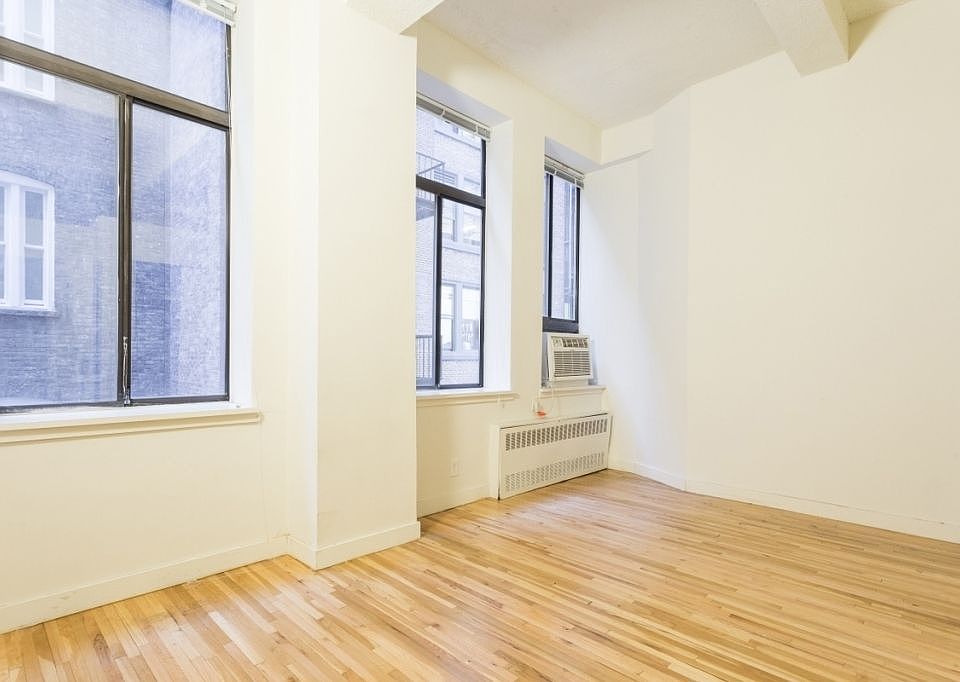 2nd image of 31 E 31st St APT 12F