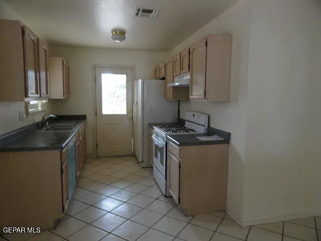 3457 Carlos Moran Ct — Photo 20