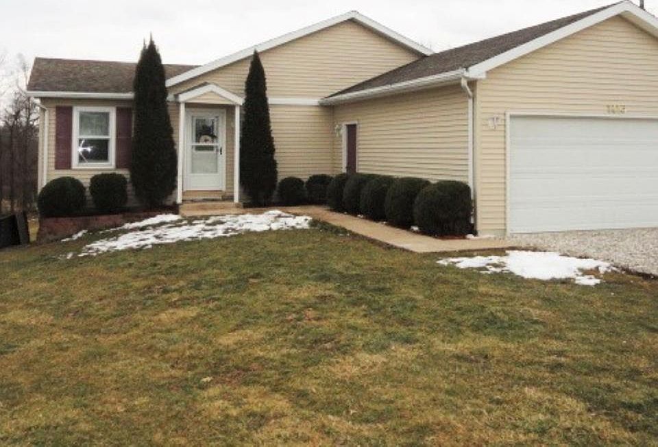 1st image of 1416 S Lakeshore Dr