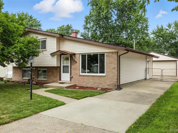 30770 Avondale St, Westland, MI 48186