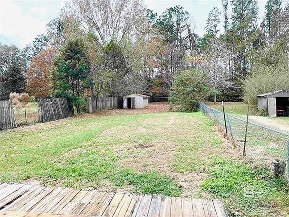 5th image of 20949 Lawrence Rd #3