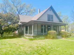 631 N Garfield Ave, Sedgwick, KS 67135