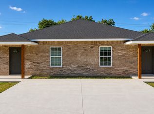 313 NW Arlington Ave, Lawton, OK 73507
