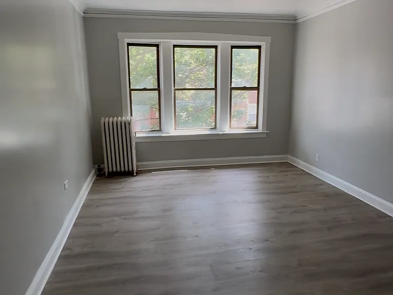 2535 W 63rd St #2 — Photo 1