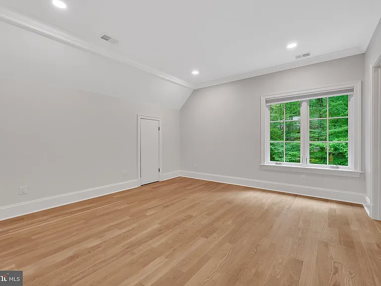 6707 Wemberly Way — Photo 54