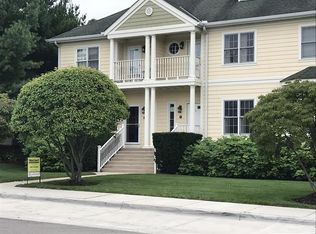 113 E Mechanic St, New Buffalo, MI 49117