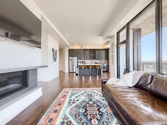 4th image of 1750 Wewatta St #1840L