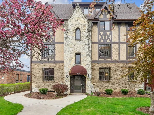 410 N Raynor Ave APT 2E, Joliet, IL 60435