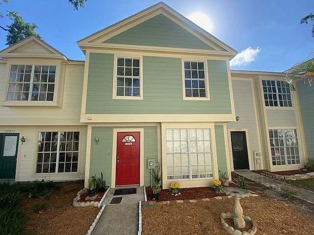 1st image of 13909 Fletchers Mill Dr