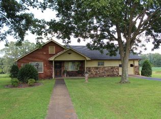 1720 Bruceton Vale Rd, Bruceton, TN 38317