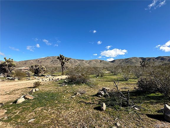 3rd image of 0 Cahuilla Rd