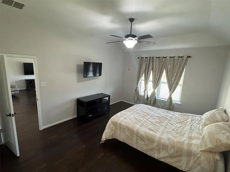 5310 Royal Press Dr — Photo 8