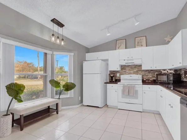 1544 Old Cypress Trl, Wellington, FL 33414