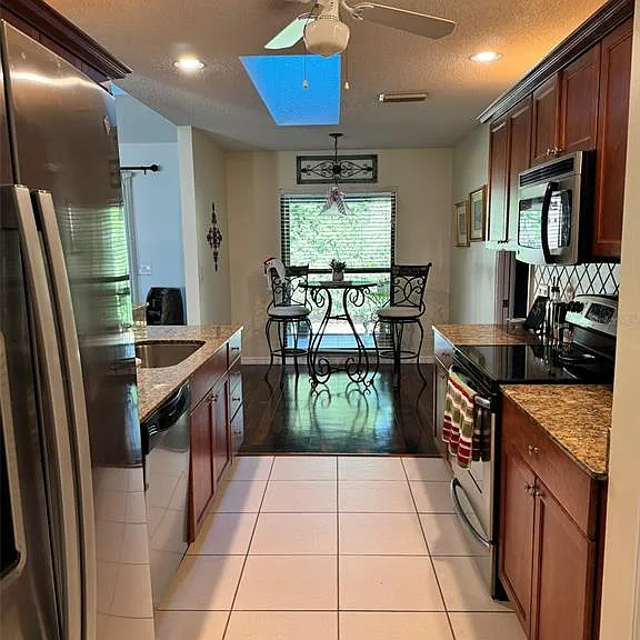 4487 Trails Dr — Photo 14