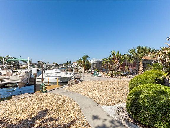 5th image of 1025 Bal Harbour Dr