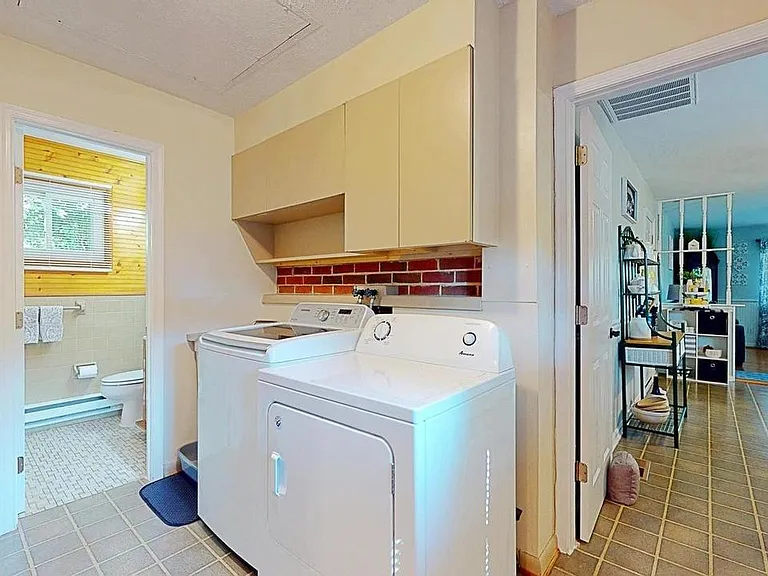 204 Belmont Dr SW — Photo 21