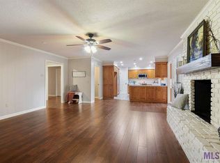 6934 Landmor Dr, Greenwell Springs, LA 70739