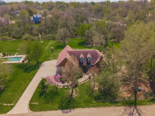 19651 Chelsea Way, Bloomington, IL 61705