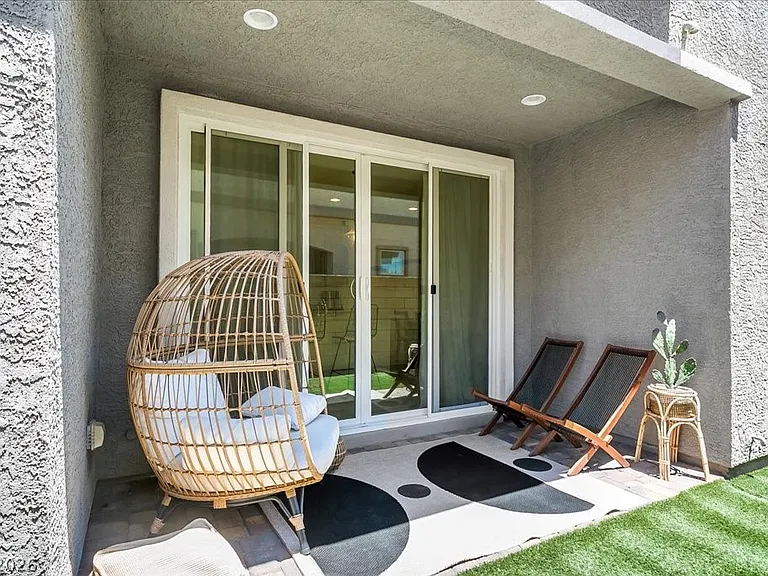 92 Kimberlite Dr — Photo 35