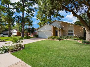 9418 Magnolia Ridge Dr, Houston, TX 77070