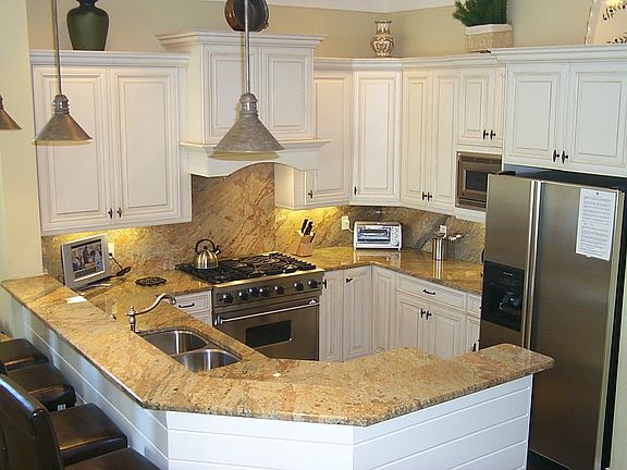 5th image of 9 Corrine Ln