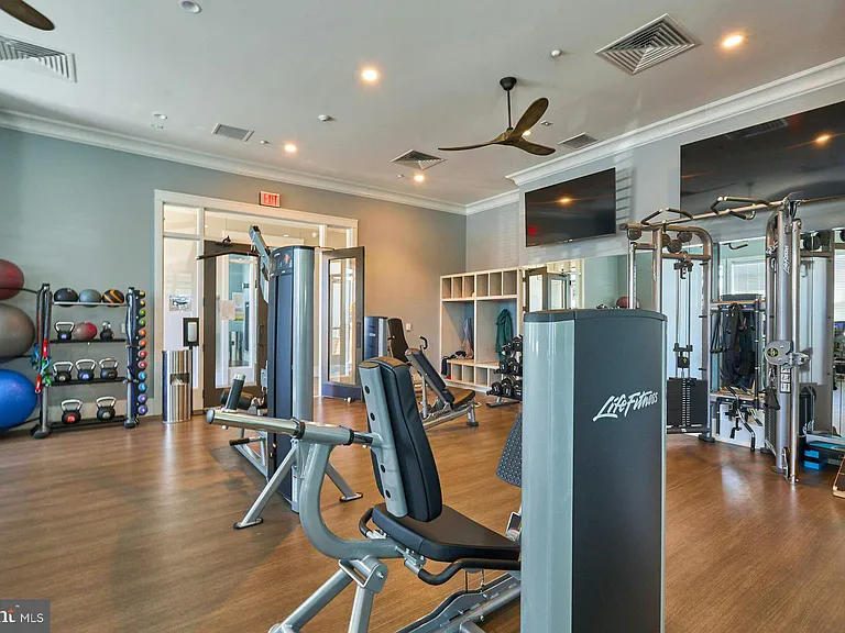 15563 Blue Lotus Ln — Photo 44