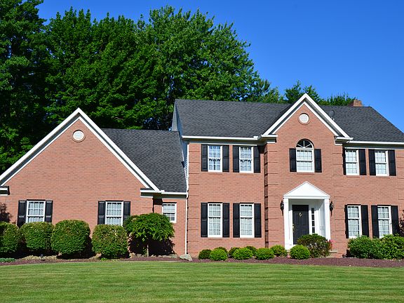 3rd image of 1640 Brittainy Oaks Trl NE
