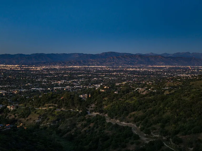 3337 Beverly Ranch Rd — Photo 36
