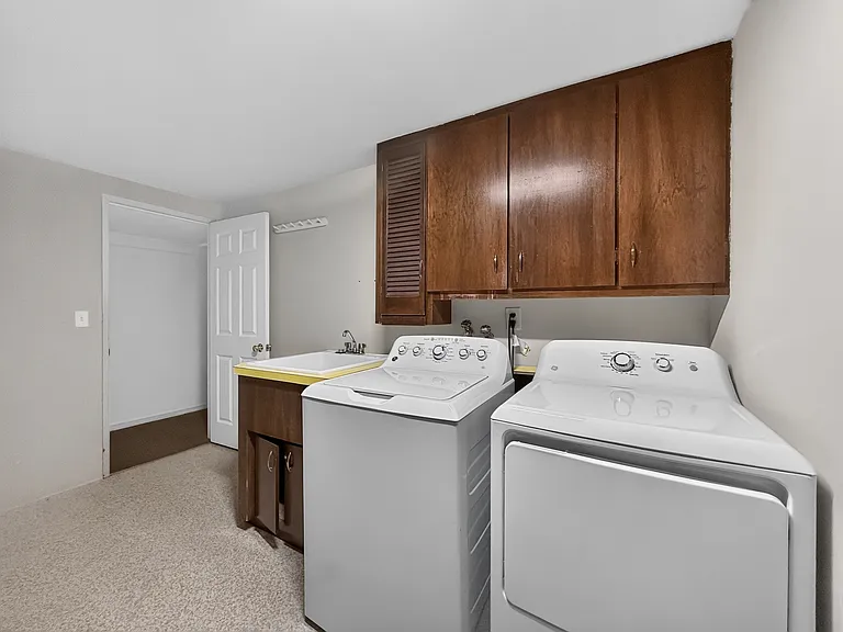 16706 SE 44th St — Photo 33