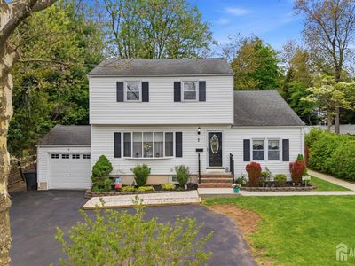 7 Spier Dr, Livingston, NJ, 07039