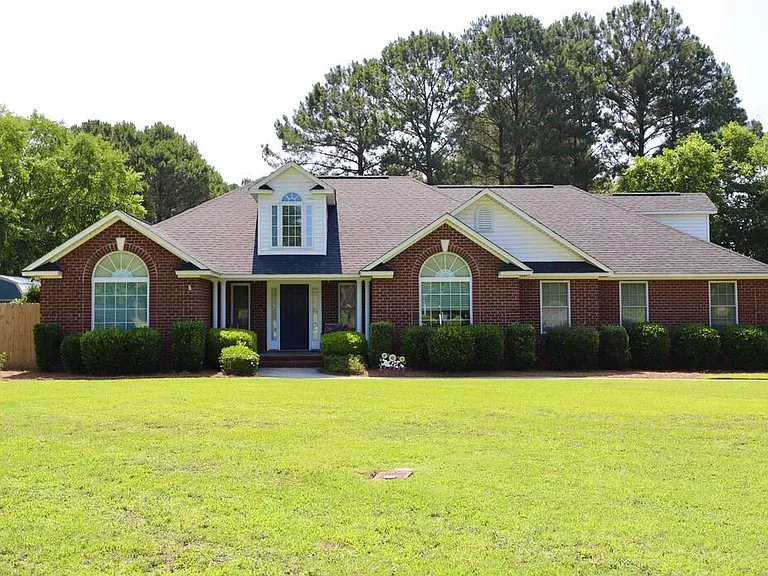 595 Saint Augustine Dr — Photo 8