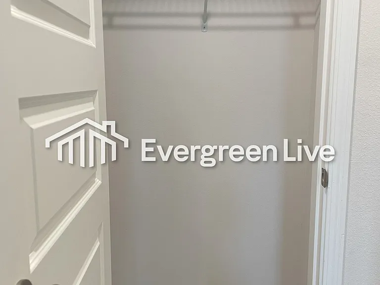 9843 Fowler Ave — Photo 15