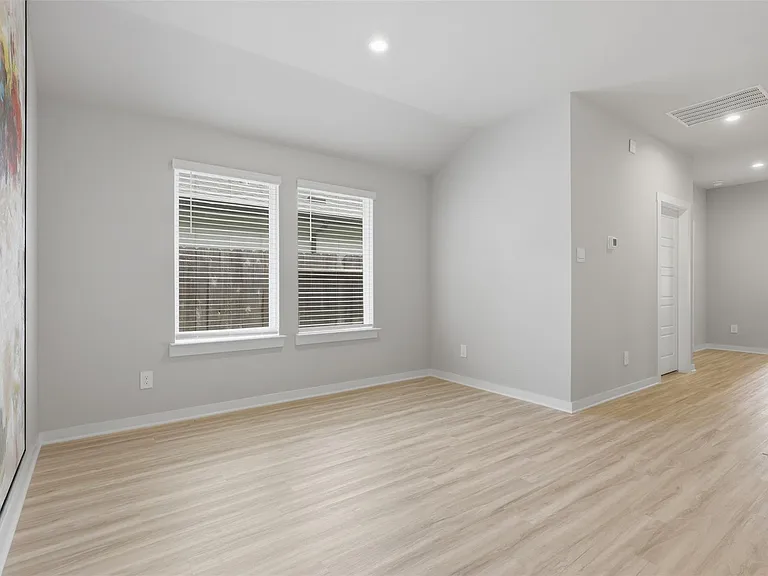 12914 Wempe Way — Photo 5
