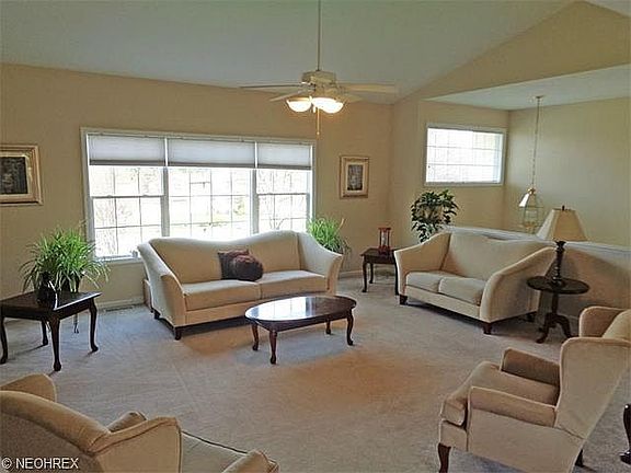 4th image of 4932 Lindsey Ln