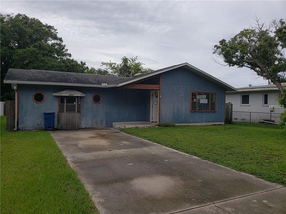 1st image of 2912 3rd St E