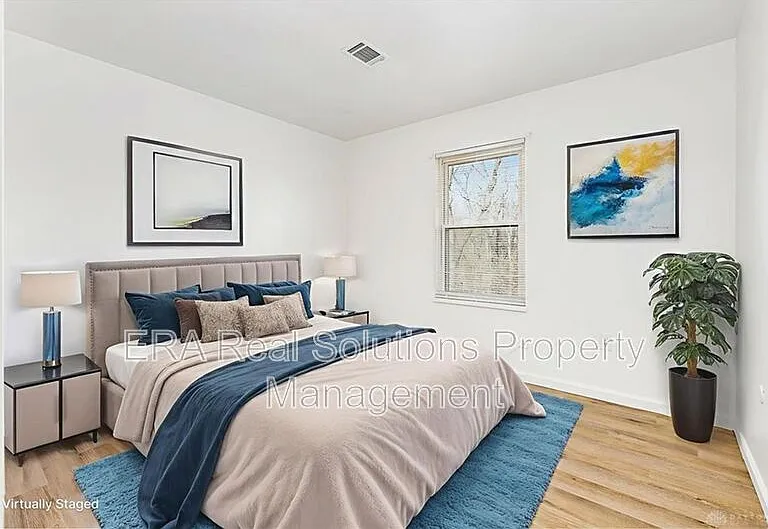 1241-1255 Devon Ave #1243-D — Photo 6
