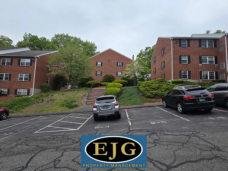 6 Louisburg Sq #8 — Photo 49