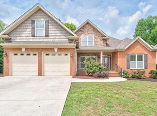 8401 Keystone Cir, Chattanooga, TN 37421